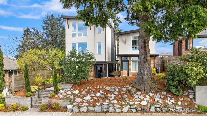 Property Photo:  6710  36th Avenue SW B  WA 98126 