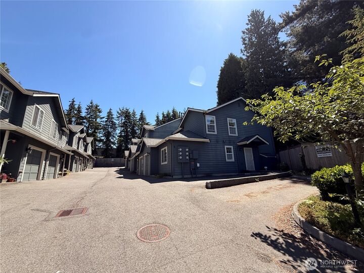 Property Photo:  15633  44th Avenue W B-1  WA 98087 