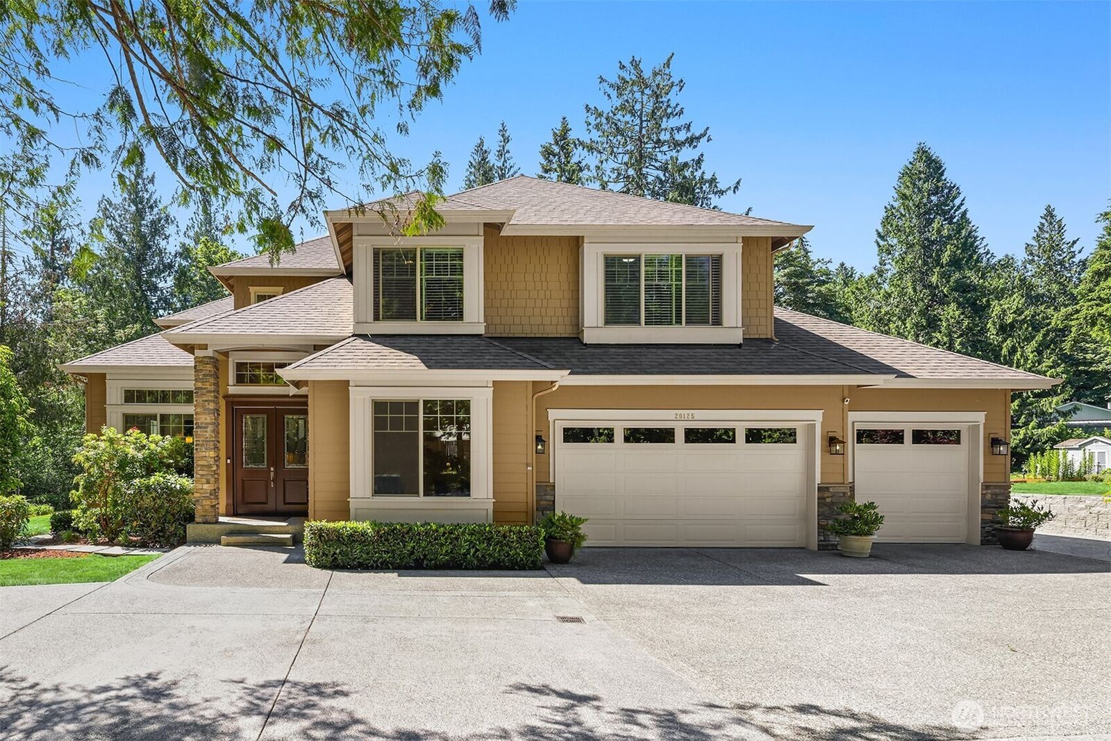 Property Photo: 20125 SE 24th Street WA 98075