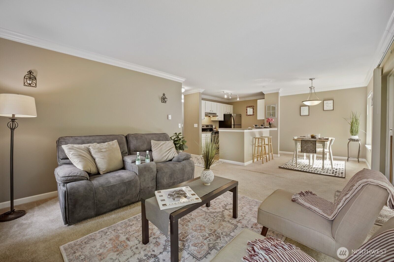 Property Photo: 31500 33rd Place SW C204 WA 98023