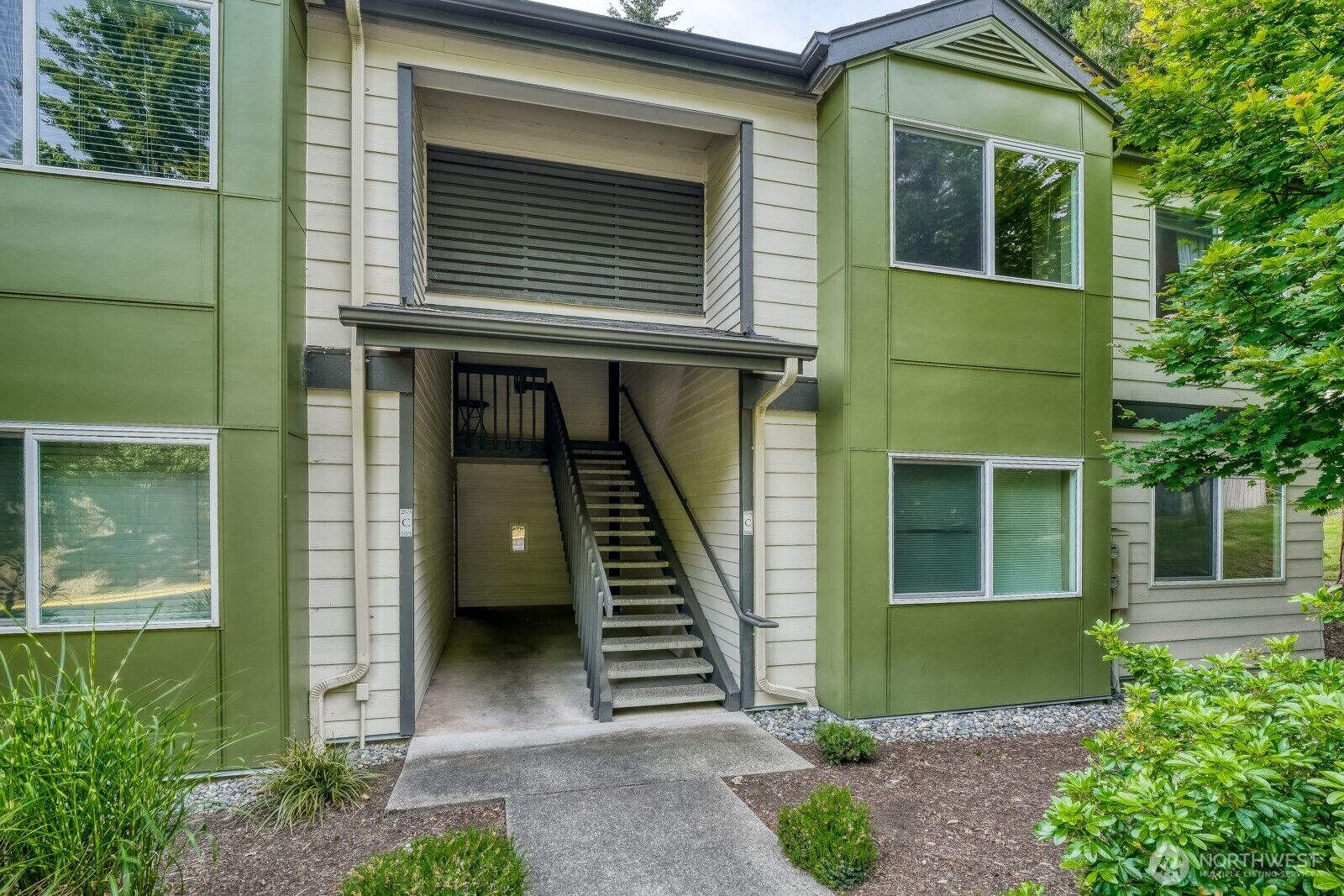 Property Photo: 31500 33rd Place SW C204 WA 98023
