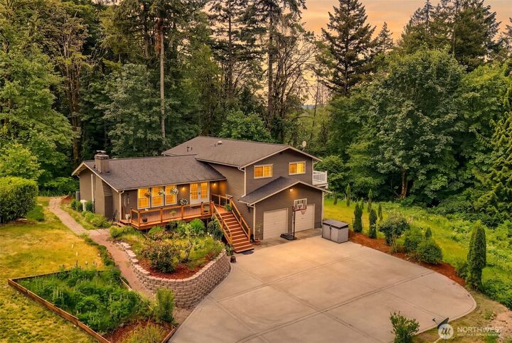 Property Photo:  10982 SE View Place S  WA 98367 