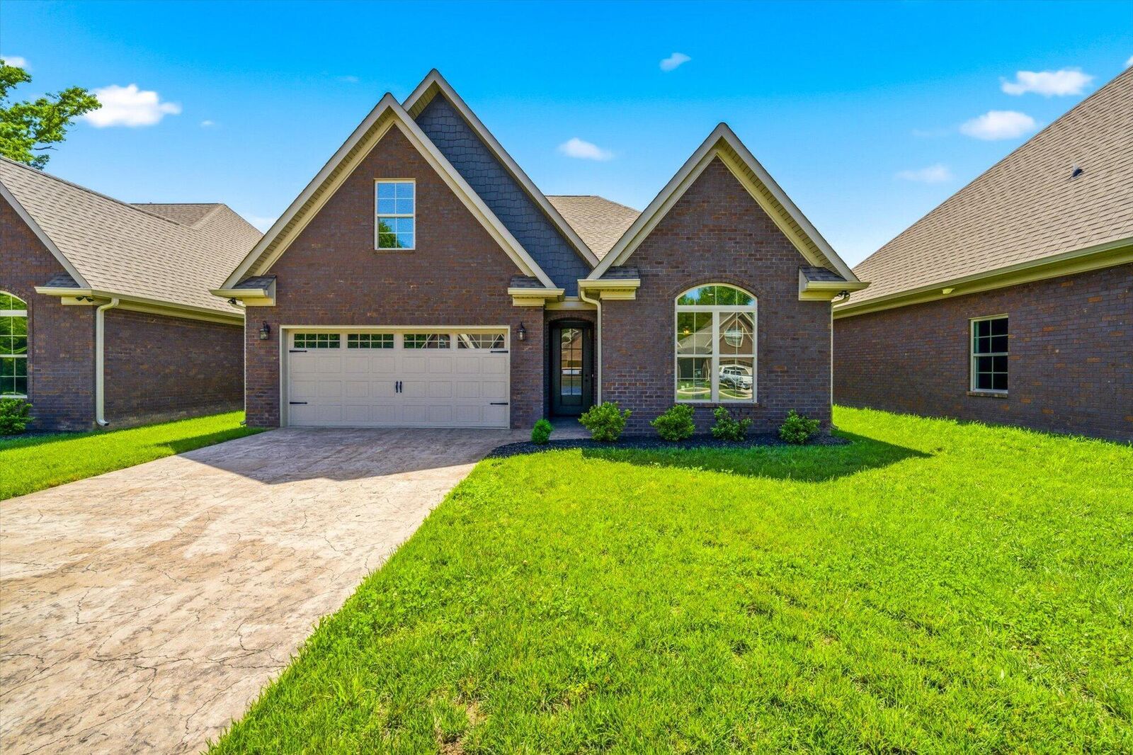 Property Photo: 224 Lake View Point TN 37329