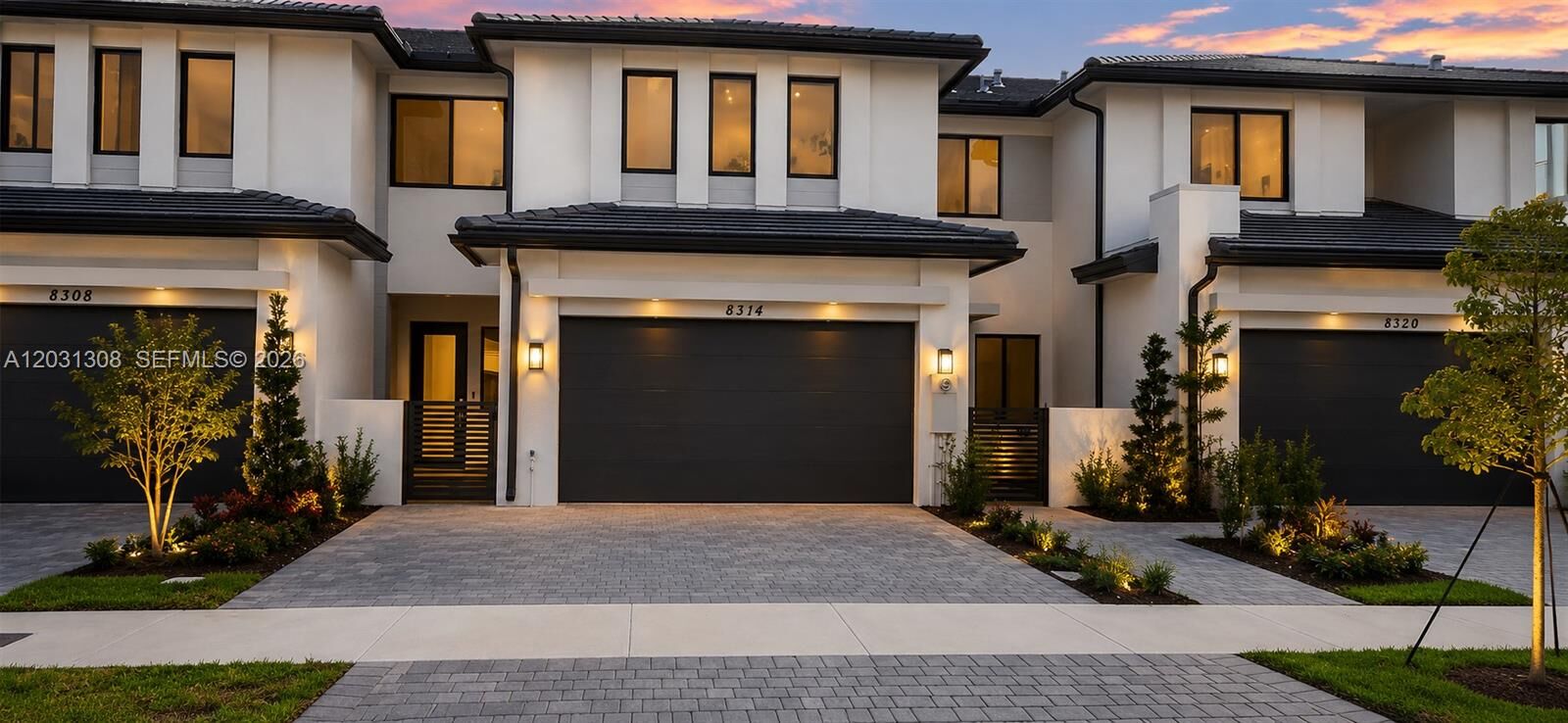 Property Photo: 8314 SW 120th Ter FL 33156