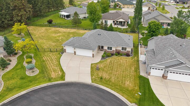 Property Photo:  1315 E Cascade Ct  WA 99006 