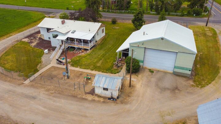 Property Photo:  13014 E Mt Spokane Park Dr  WA 99021 