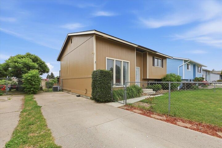 Property Photo: 3314 E Courtland Ave WA 99207