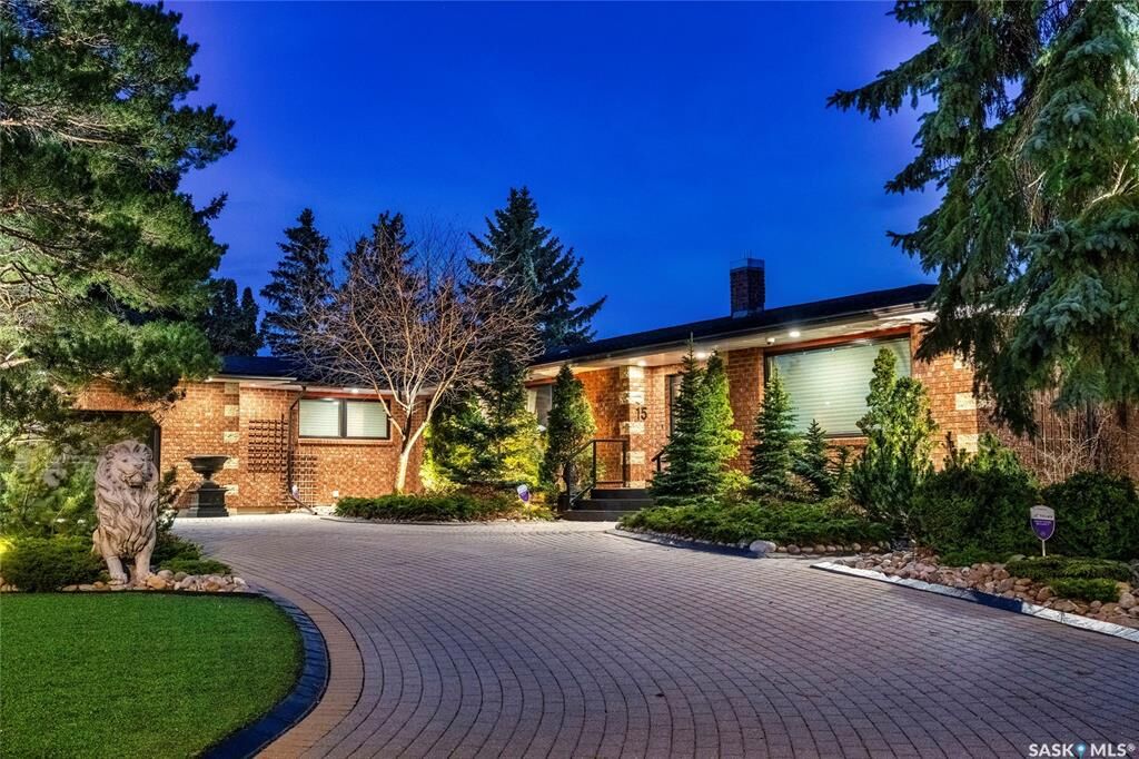 Property Photo:  15 Quappelle Court  SK S7K 1C2 