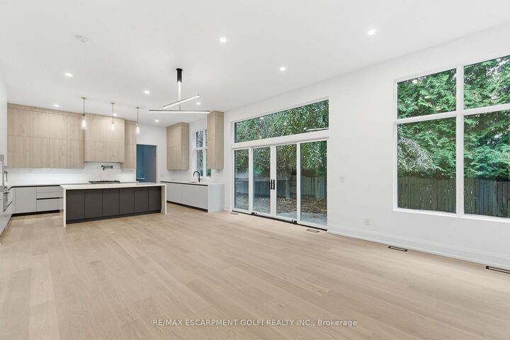 Property Photo: 135 Secord Lane ON L7L 2H6