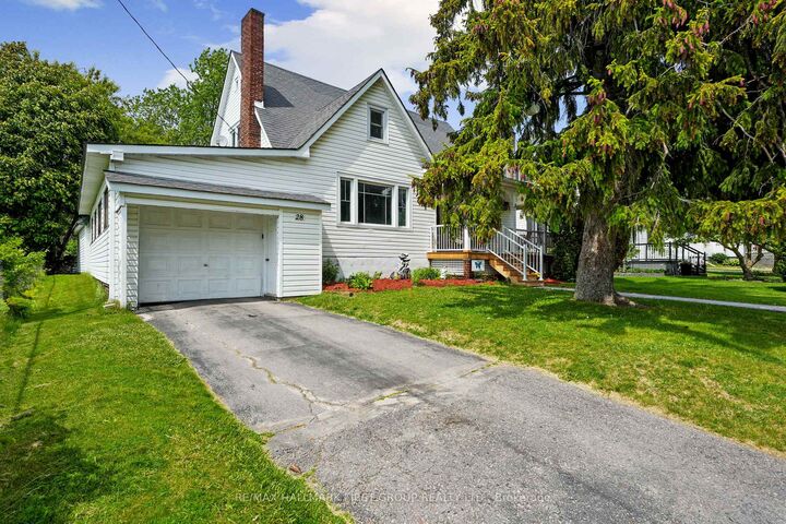 Property Photo: 28 King Street W ON K0K 1S0