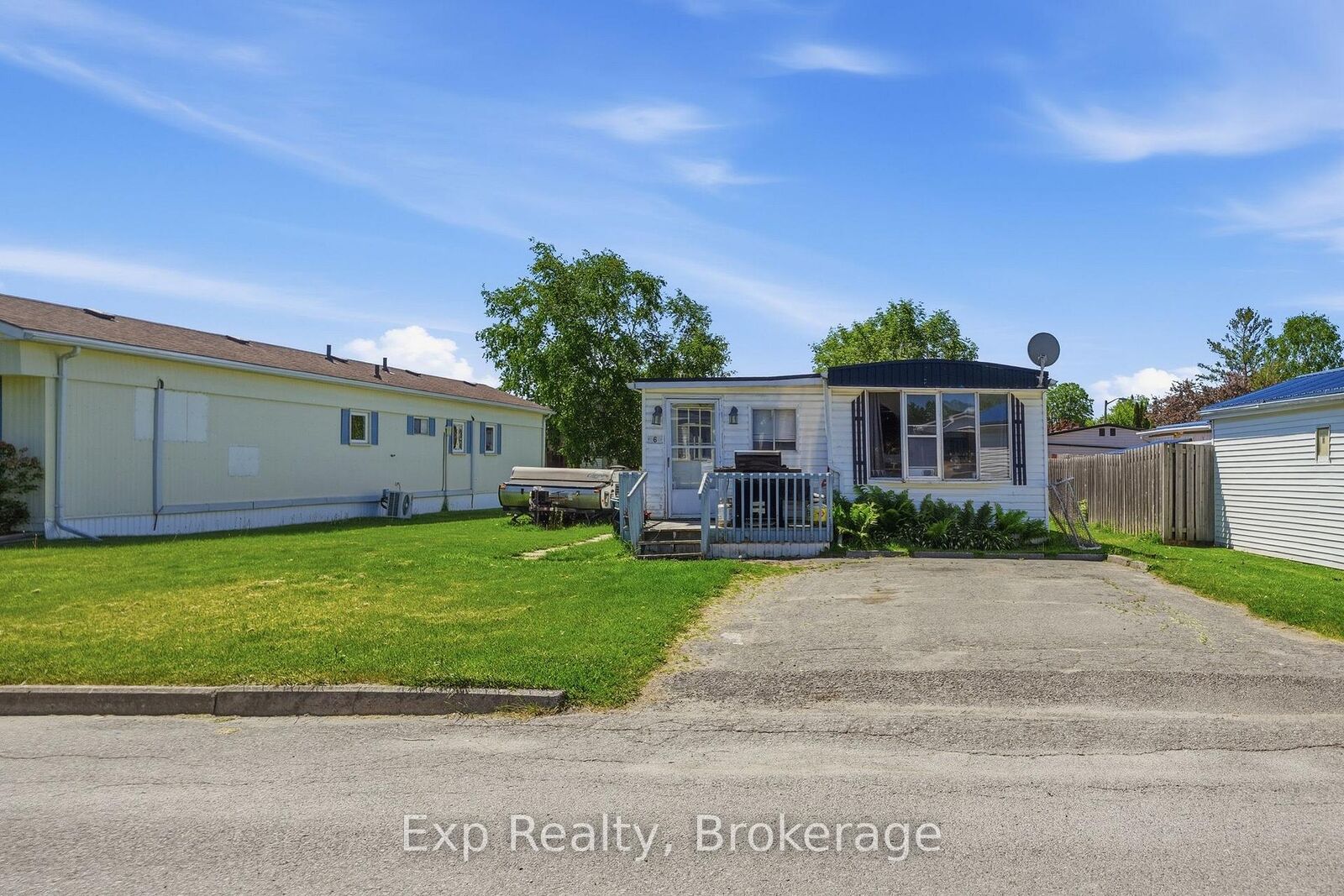 Property Photo: 6 Juniper Lane ON K8N 4Z3