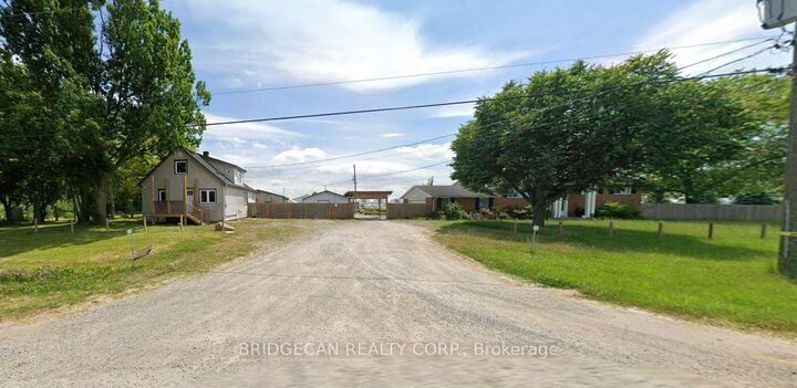 1269 1273 Larkin Road E — photo 1