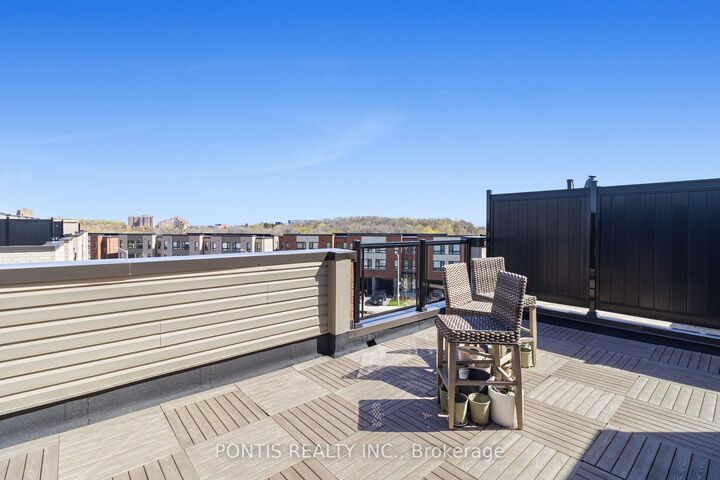 Property Photo: 20 Woodstream Drive 12 ON M9W 0G1