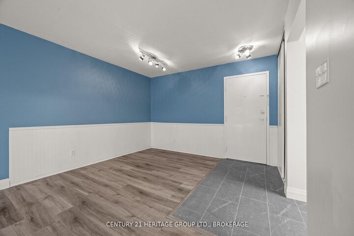 Property Photo: 561 Armstrong Road 202 ON K7M 8J9