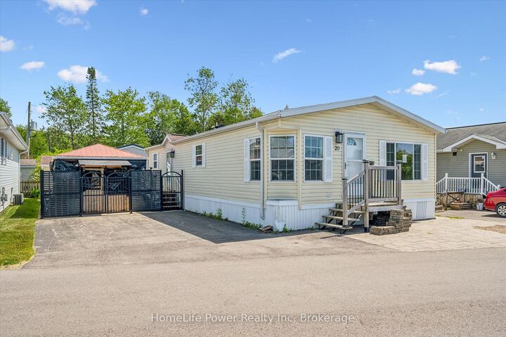 Property Photo: 20 Elm Street ON N0B 2J0
