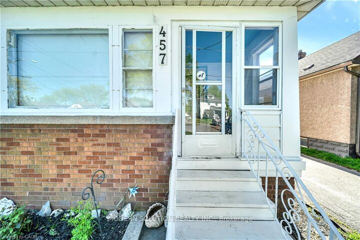 Property Photo: 457 Davis Street ON L3K 1Z7