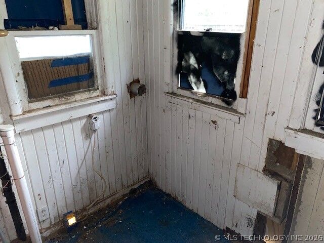 Property Photo: 1008 N K Street OK 74403