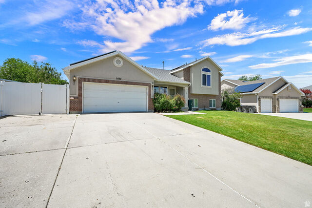 Property Photo: 9592 Wood Park Ln UT 84009