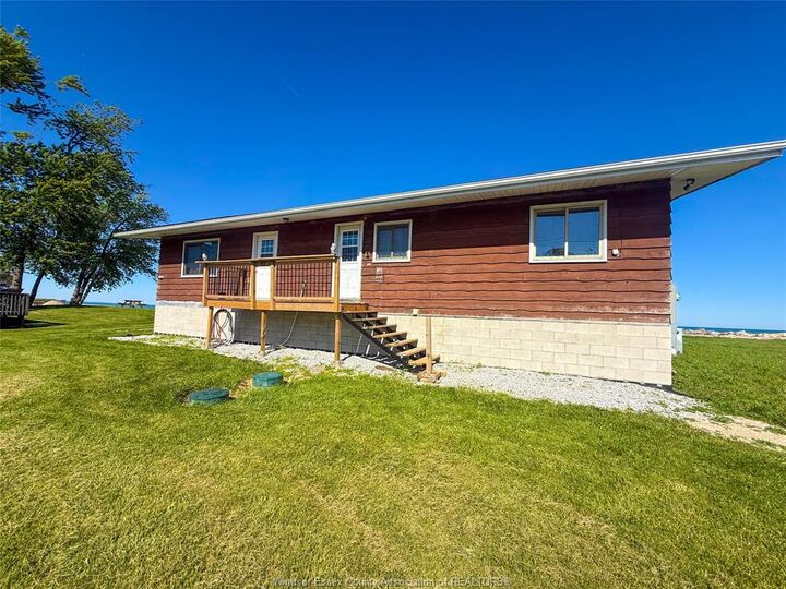 Property Photo: 91 Marentette Beach Road ON N8H 3V7