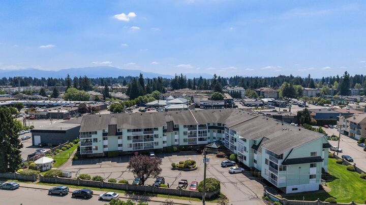 Property Photo: 31850 Union Avenue 320 BC V2T 4V2