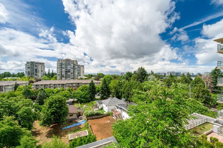 Property Photo:  9171 Ferndale Road 817  BC V6Y 0A5 