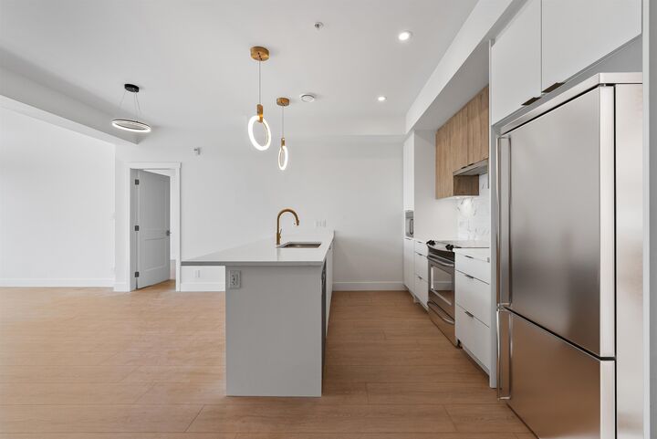 Property Photo:  2233 156 Street 403  BC V4A 4V3 