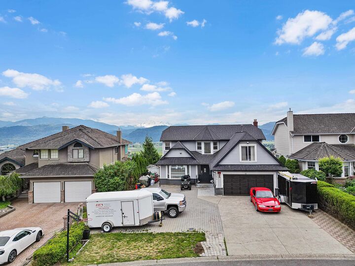 35834 Eaglecrest Drive — photo 1