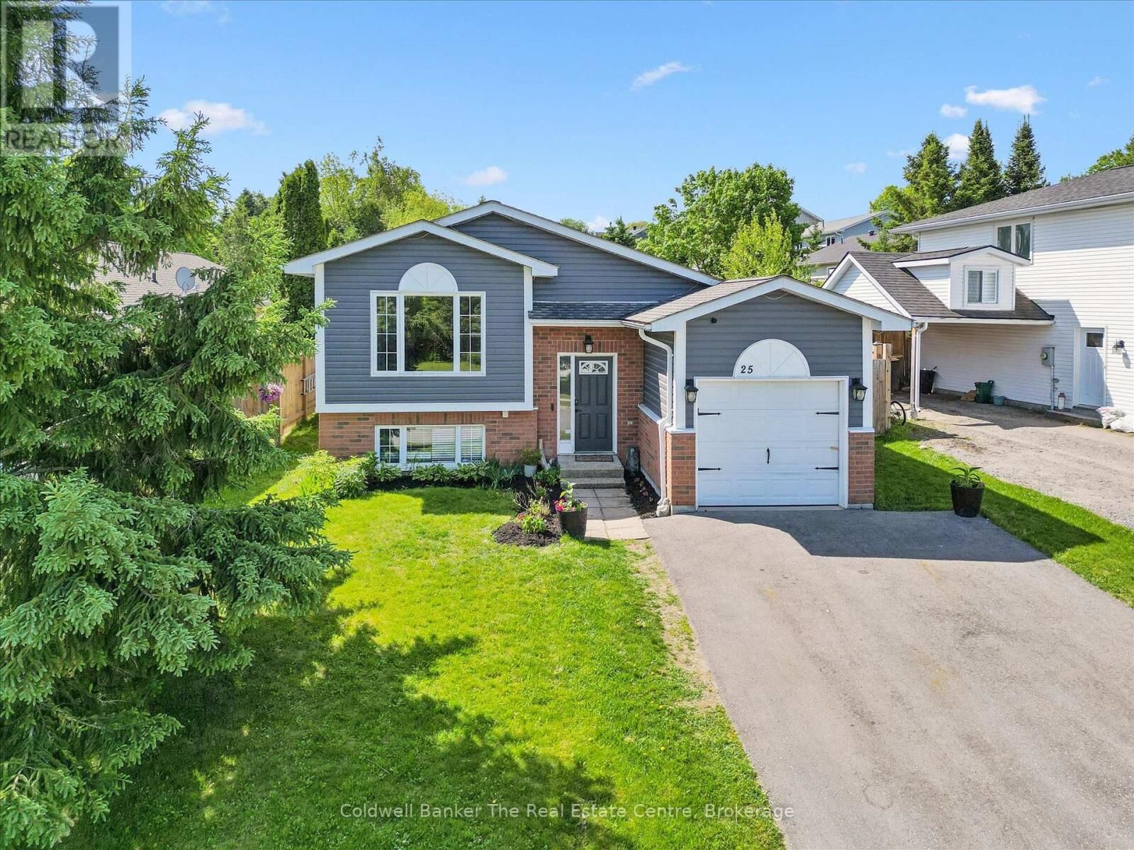 Property Photo:  25 Lankin Avenue  ON P1L 1Y4 