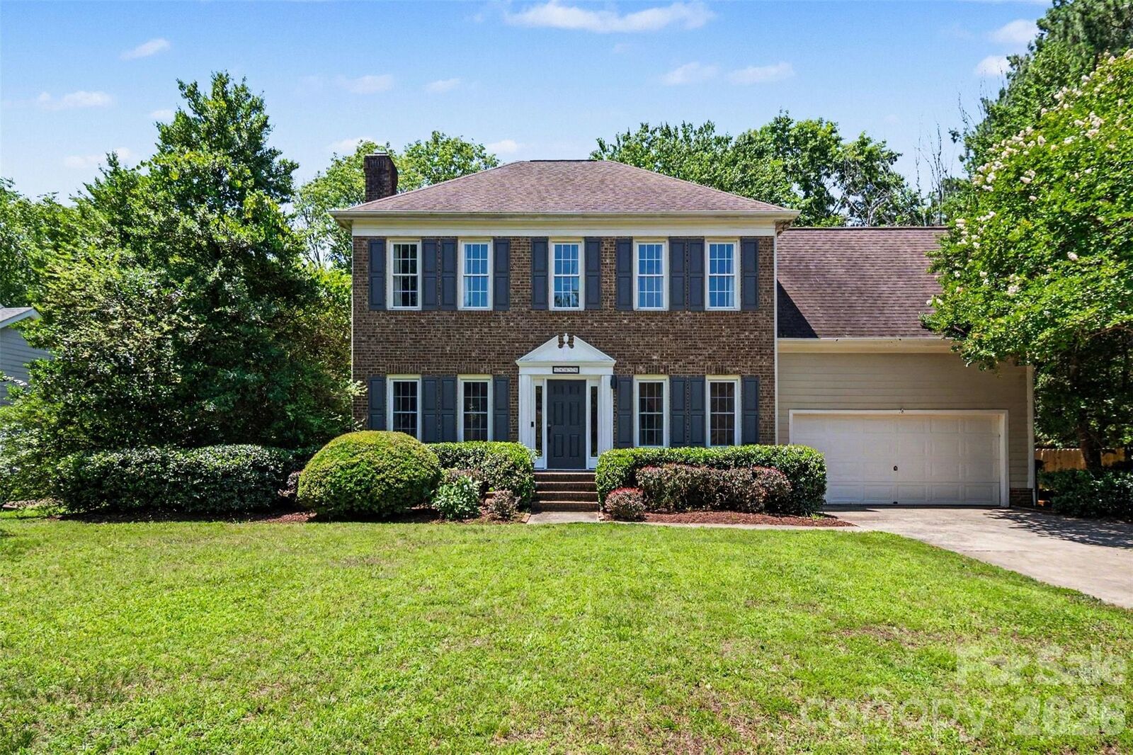 Property Photo: 14010 Merganzer Court NC 28273