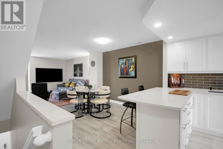 Property Photo:  439B Chapman Mills Drive  ON K2J 5P4 