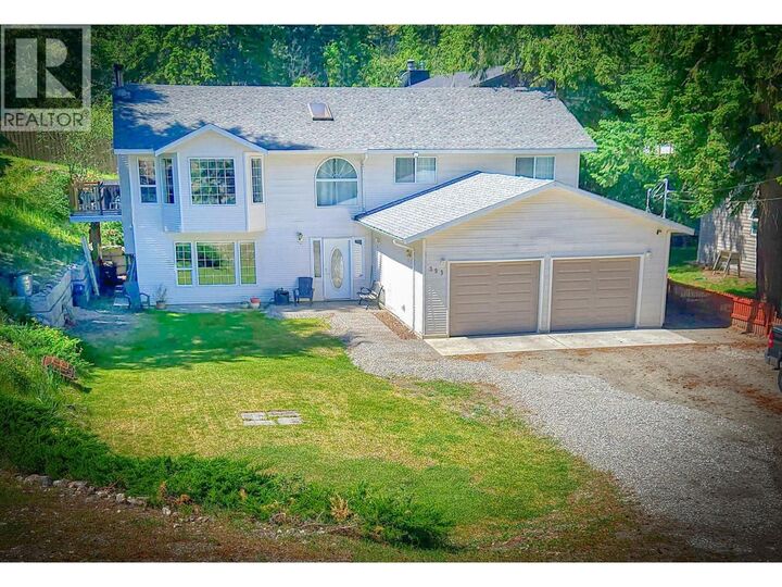 Photo de la propriété: 393 Northern View Drive BC V1H 2C3