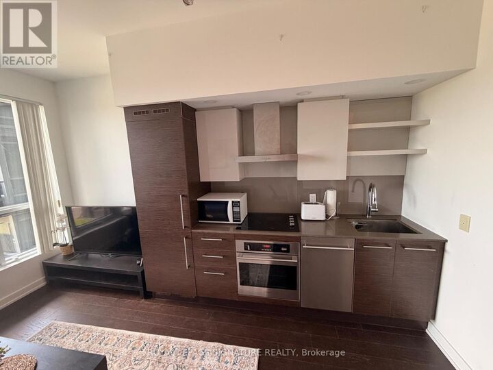 Property Photo:  1030 King Street West 1008  ON M6K 0B4 