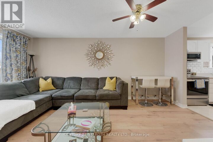 Property Photo:  361 Georgian Drive  ON L4M 7A2 