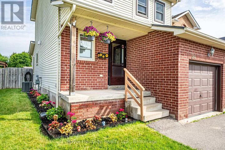 Property Photo:  34 Burnham Boulevard  ON L1A 4H5 