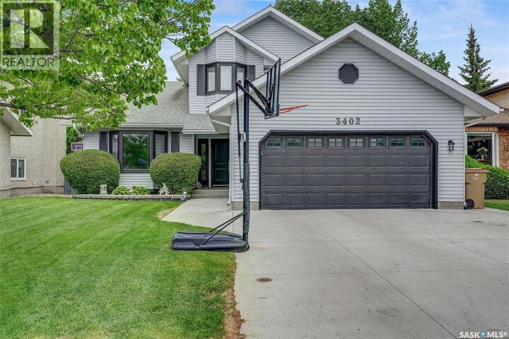 Property Photo:  3402 Phaneuf Crescent E  SK S4V 1V4 