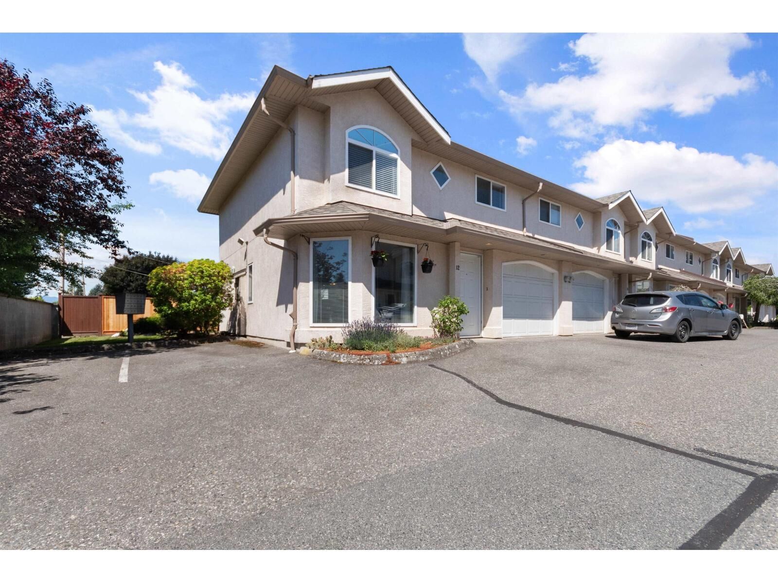 Property Photo:  9486 Woodbine Street 12  BC V2P 5S4 