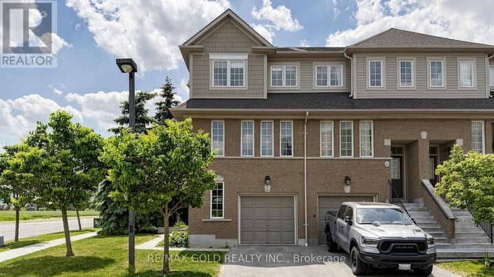 Property Photo:  4950 Albina Way 182  ON L4Z 4J6 