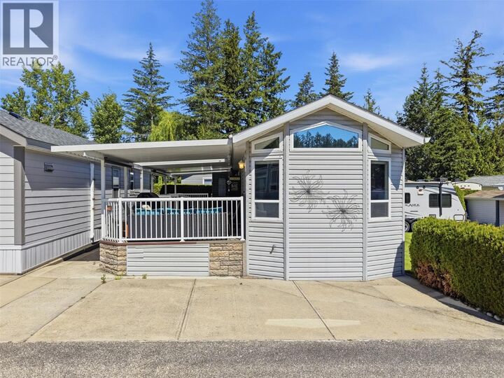 Property Photo:  667 Waverly Park Frontage Road 30  BC V0E 2W1 