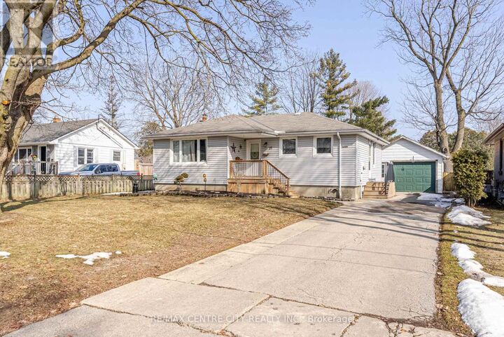 Property Photo:  29 York Street  ON N5H 2G8 