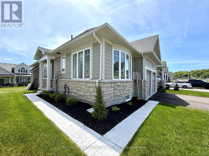Property Photo:  535 Hudson Crescent  ON L4R 0J2 