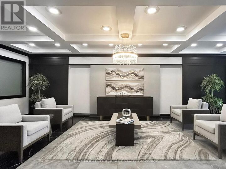 Property Photo:  91 Townsgate Drive 312  ON L4J 8E8 