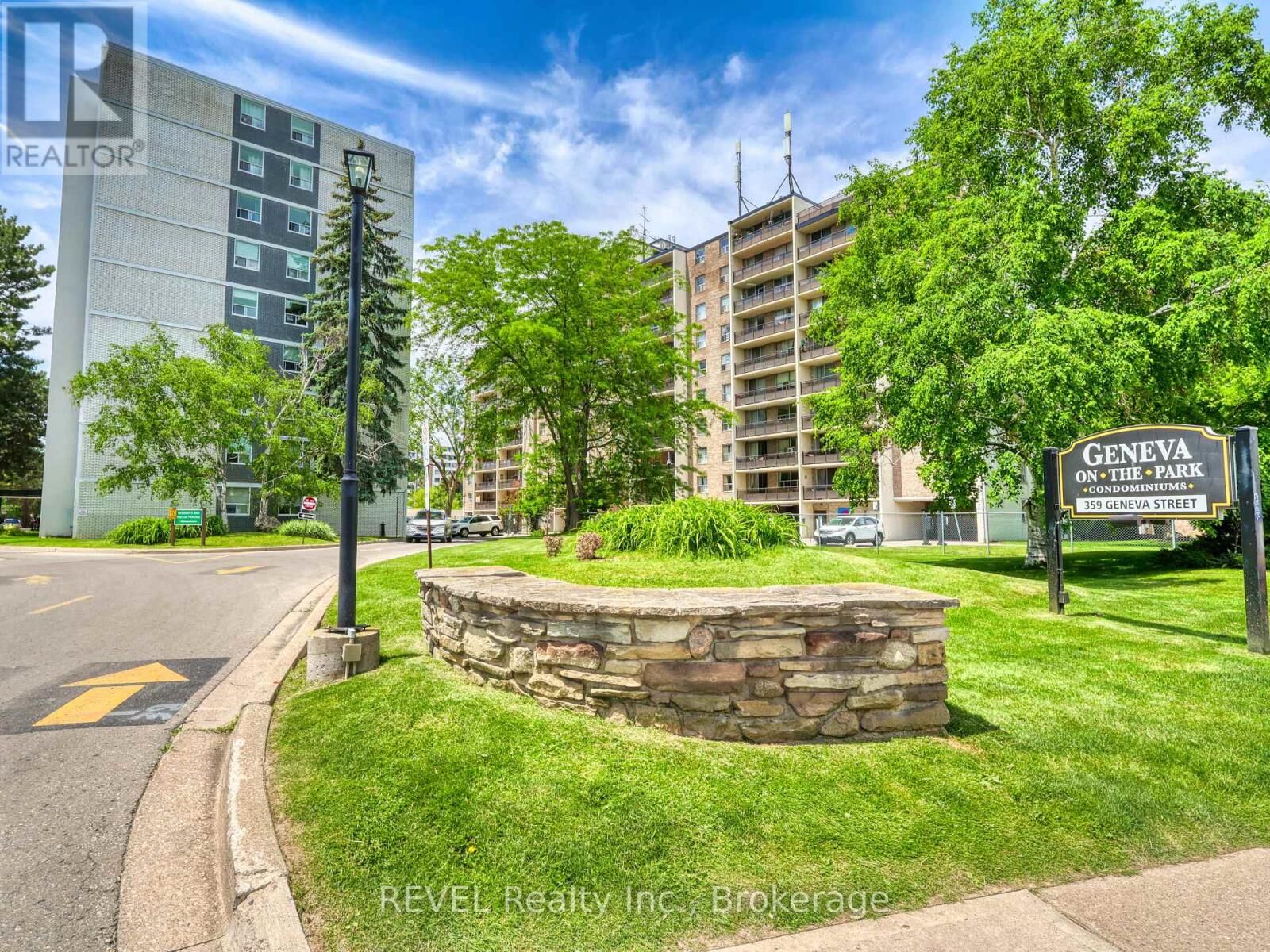 Property Photo:  359 Geneva Street 801  ON L2N 2G5 