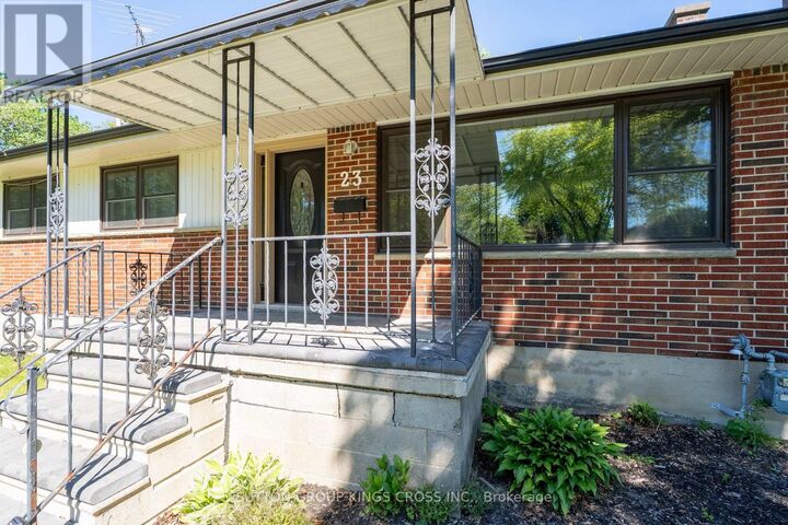 Property Photo: 23 Redbud Drive ON N7M 4E6