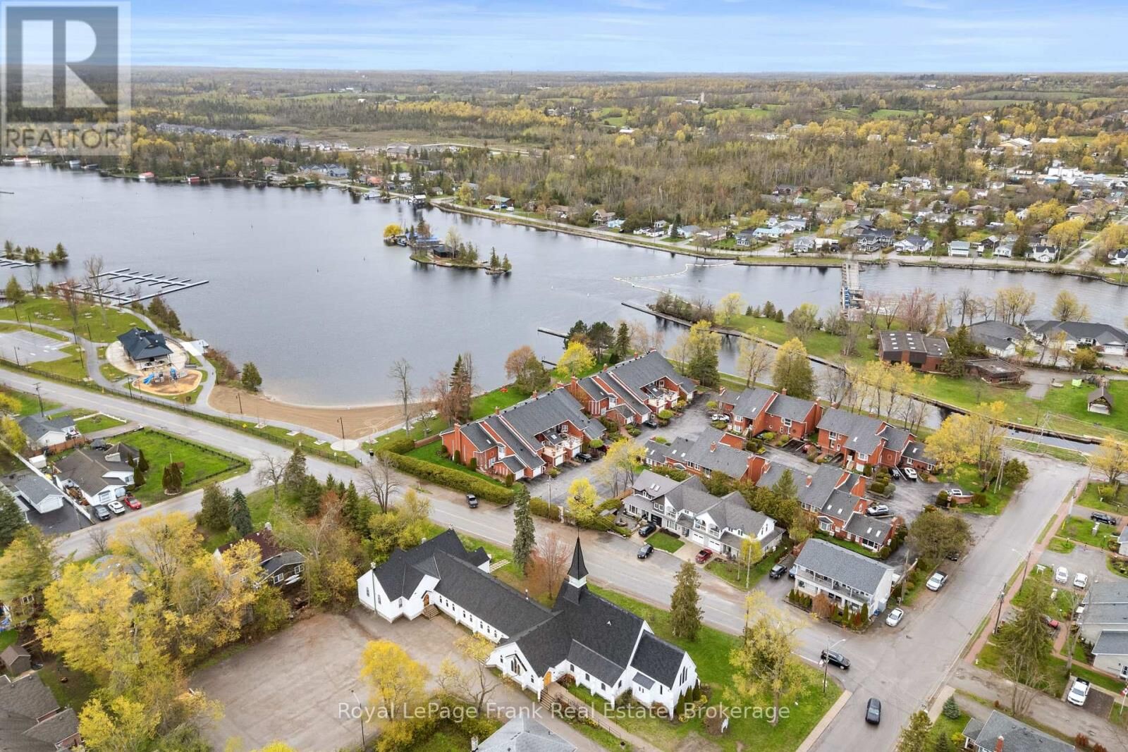 Photo de la propriété: 1 Sherwood Street 403 ON K0M 1A0