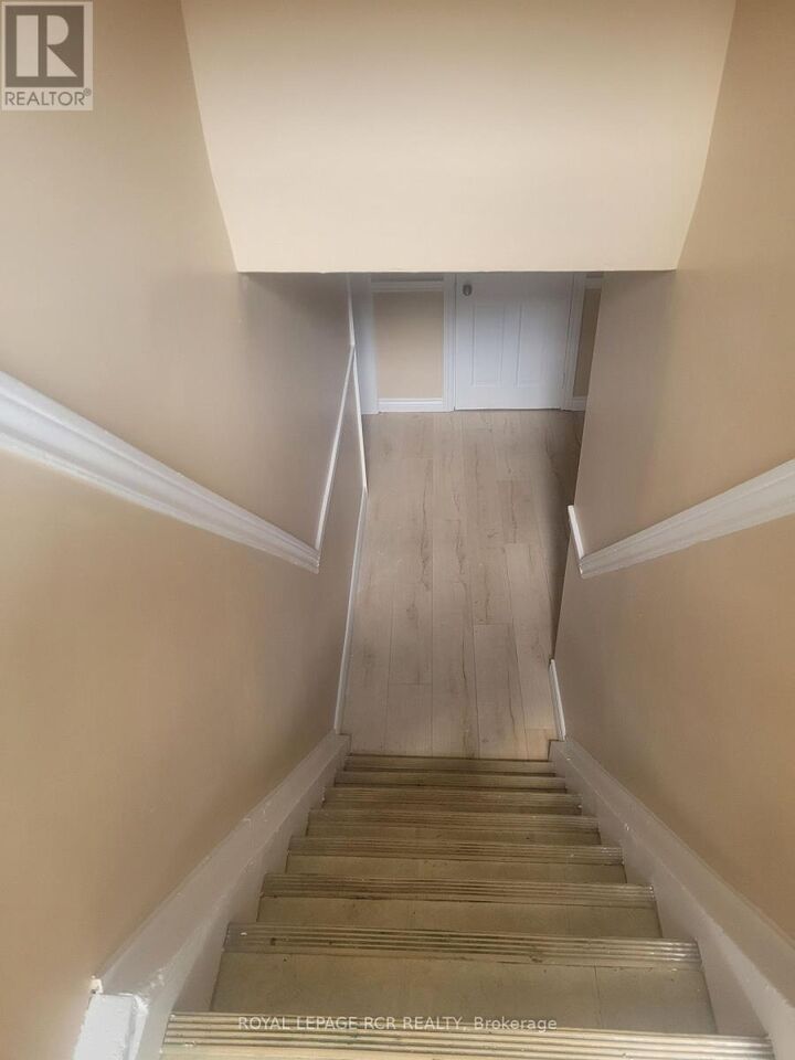 Property Photo: 187 Septonne Avenue ON L3Y 2W5
