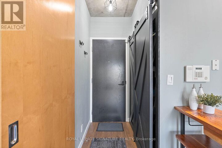 Property Photo:  1 Shaw Street 411  ON M6K 0A1 