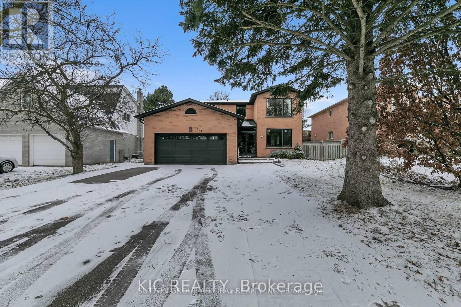 Property Photo:  108 Cardinal Crescent  ON L3Y 5Y6 
