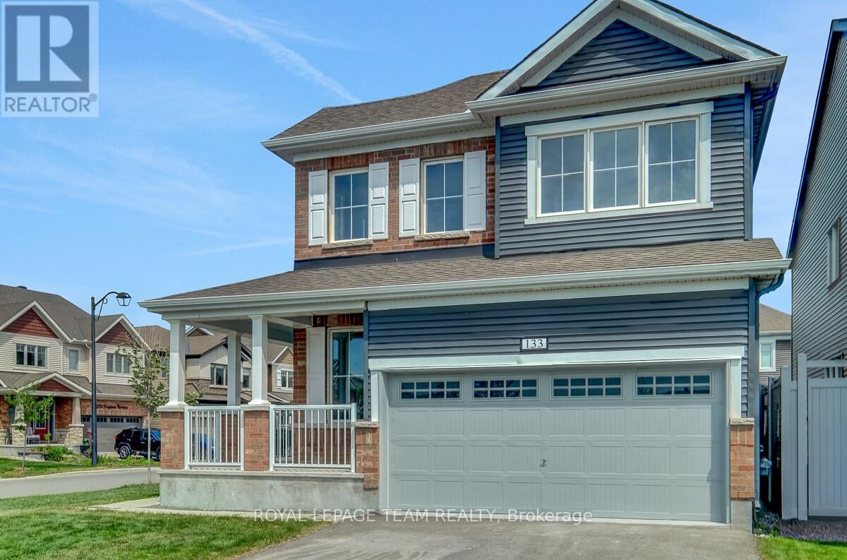 Property Photo:  133 Celestial Grove  ON K2J 6S8 