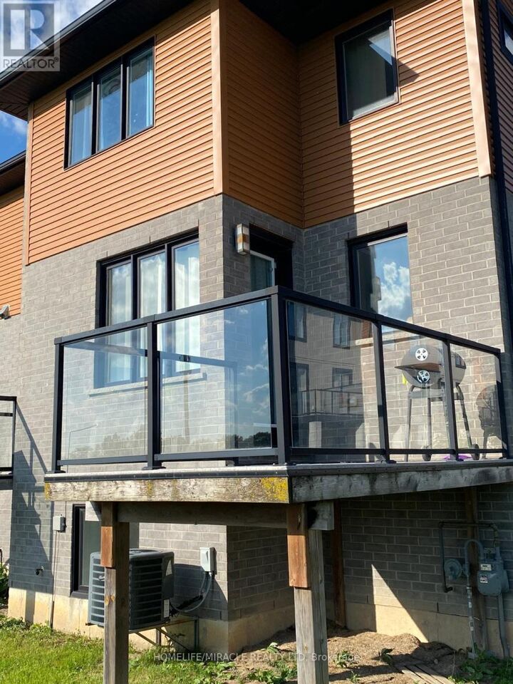 Photo de la propriété: 939 West Village Square ON N6H 5J9