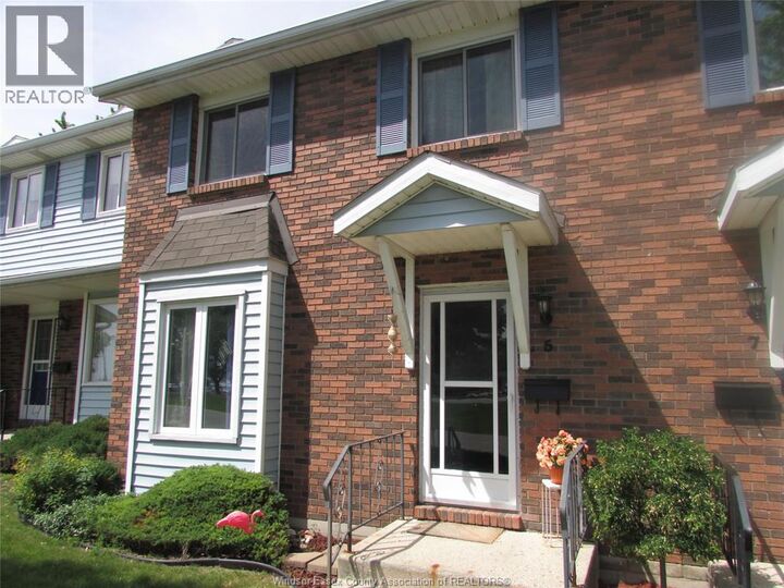 Property Photo: 7 Cherry Lane 5 ON N8H 5A4